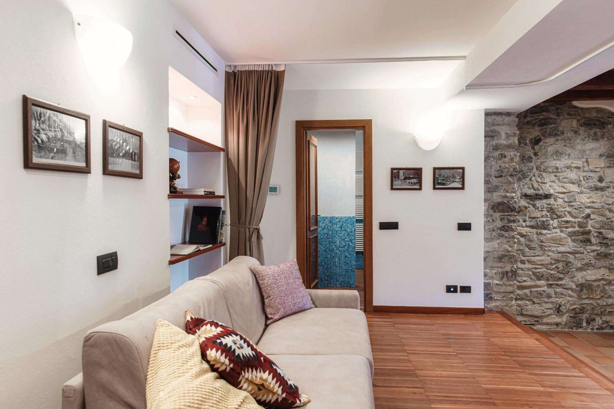 Ferienwohnung Crotto Polirolo - The House Of Travelers Cernobbio Exterior foto