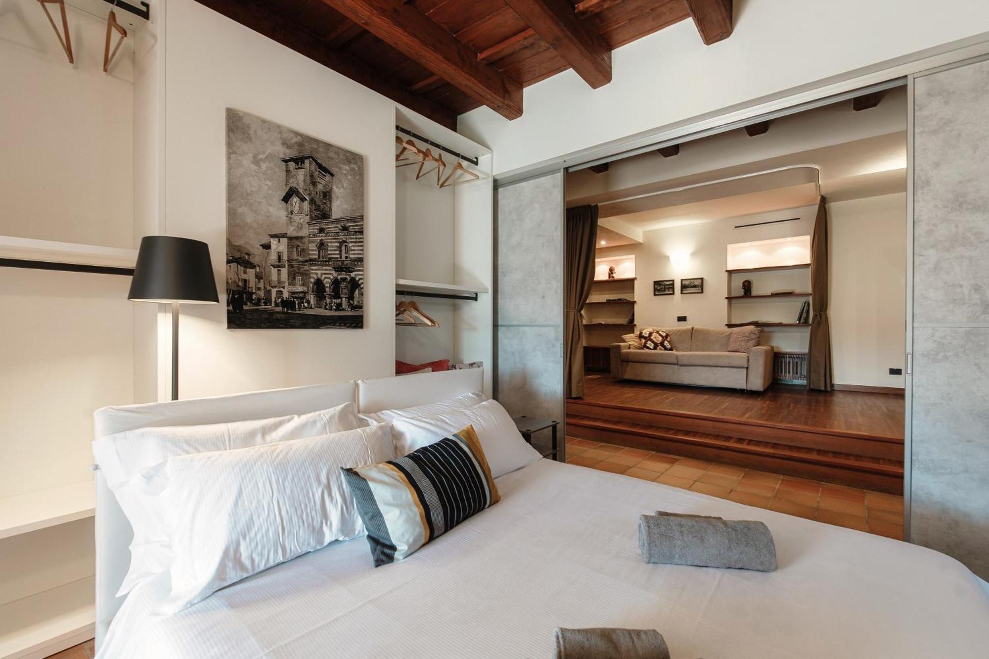 Ferienwohnung Crotto Polirolo - The House Of Travelers Cernobbio Exterior foto